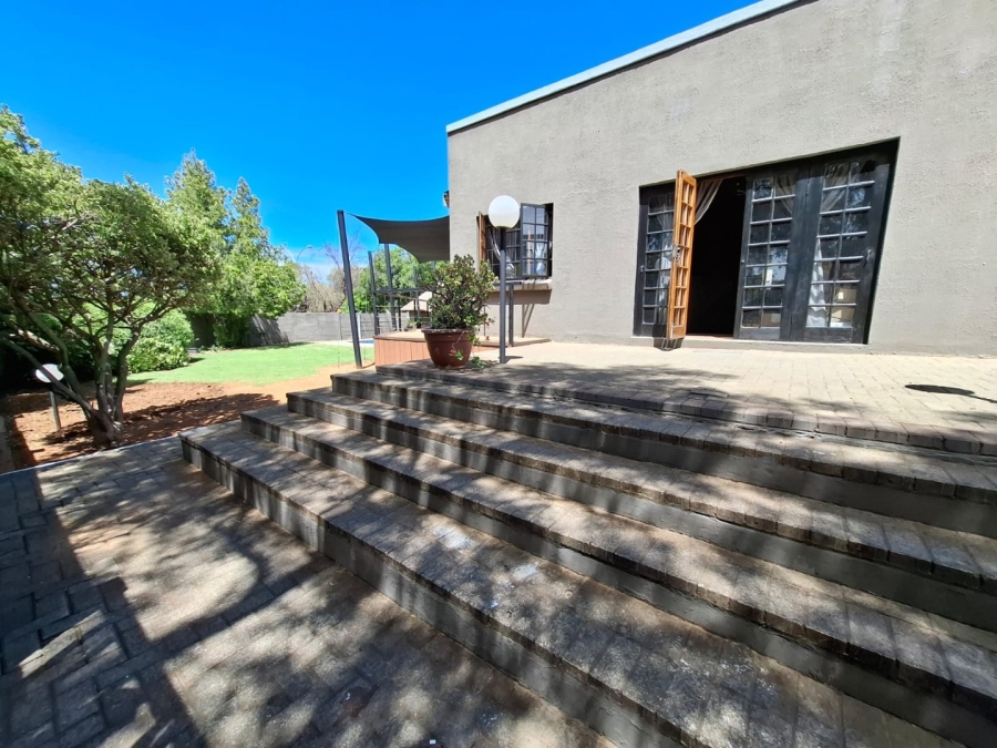 5 Bedroom Property for Sale in Bayswater Free State